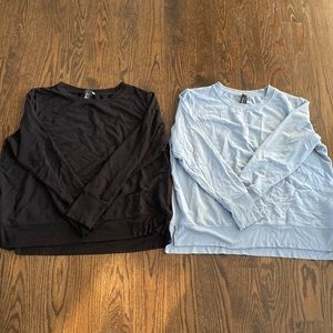 2 crew neck light weight sweaters/sweatshirts